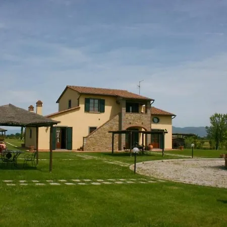 Fratticciola Sleeps 20 Pool Wifi
